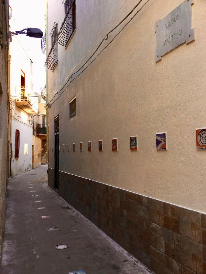 Case Vazzana - Cortile Sant'Agostino Мадзара дел Вало Екстериор снимка